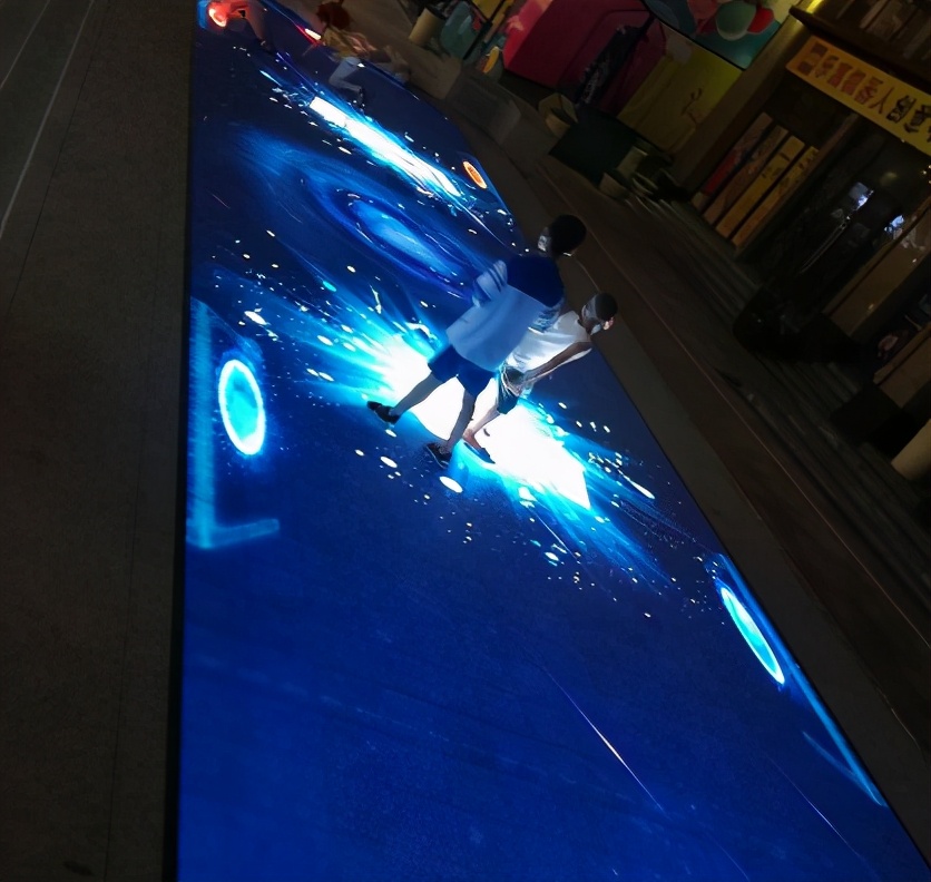 上海led地砖屏实时互动效果