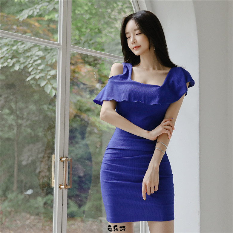 孙允珠：浮冰蓝洞深邃暗调地中海礼裙