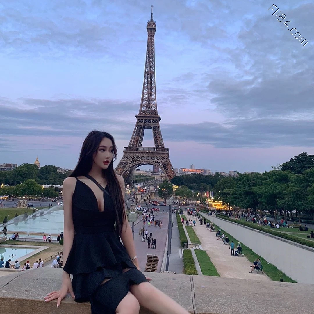 正妹演员“heesch.chi”性感的翘臀妹子写真 - 全文 节操写真馆 热图71 正妹演员“heesch.chi”性感的翘臀妹子写真 - 全文 节操写真馆 热图71