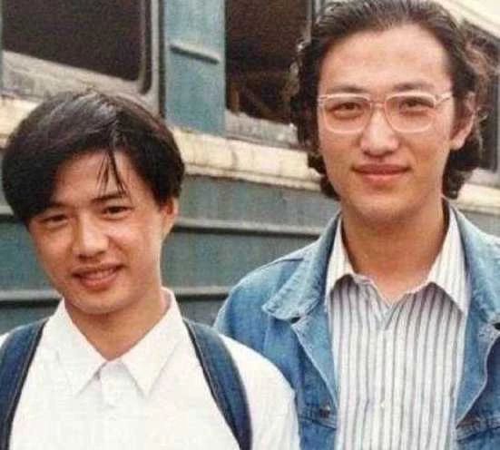 他的确有资格不屑黄晓明