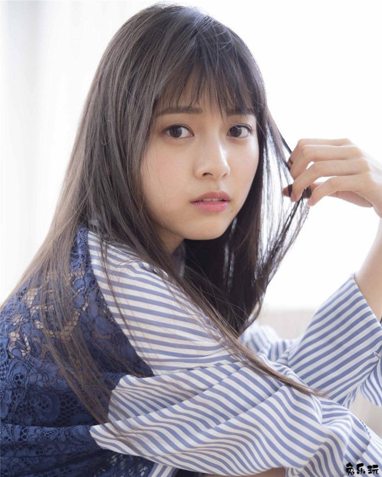 日本新生代演员出写真啦！情纯玉女《新条由芽》青春阳光少女身材更是气质满分！