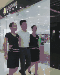 搞笑动图GIF：你是不是不想活了，竟然打扰我的好事儿