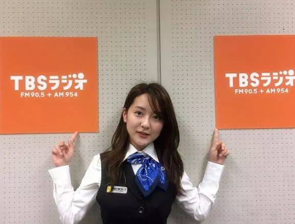 日本最美女出租车司机走红，上了她的车就不想下来！