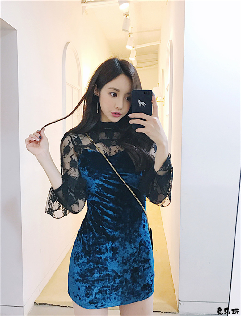 孙允珠：真丝透视珠光蔷薇公主吊带裙