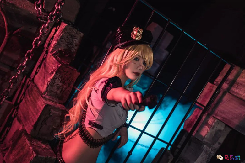 池袋跳蚤丨吊带袜天使·潘迪女警装