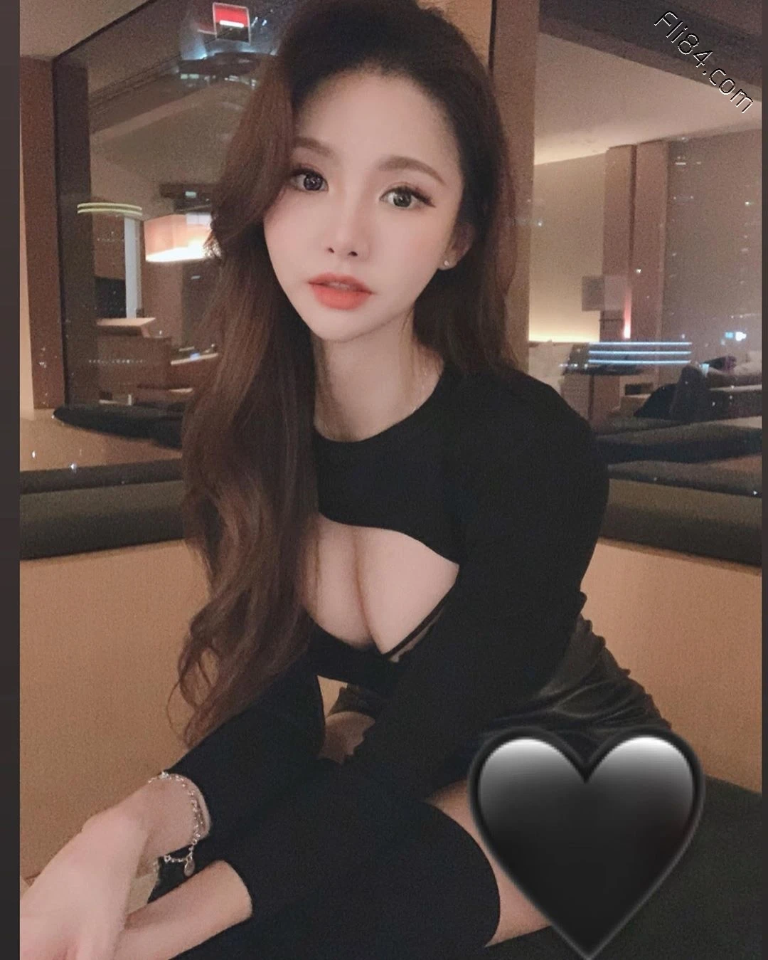 韩国巨乳妹子“mermaidvivi”身材太犯规,简直真人版芭比娃娃 - 全文 妹子图 热图60 韩国巨乳妹子“mermaidvivi”身材太犯规,简直真人版芭比娃娃 - 全文 妹子图 热图60