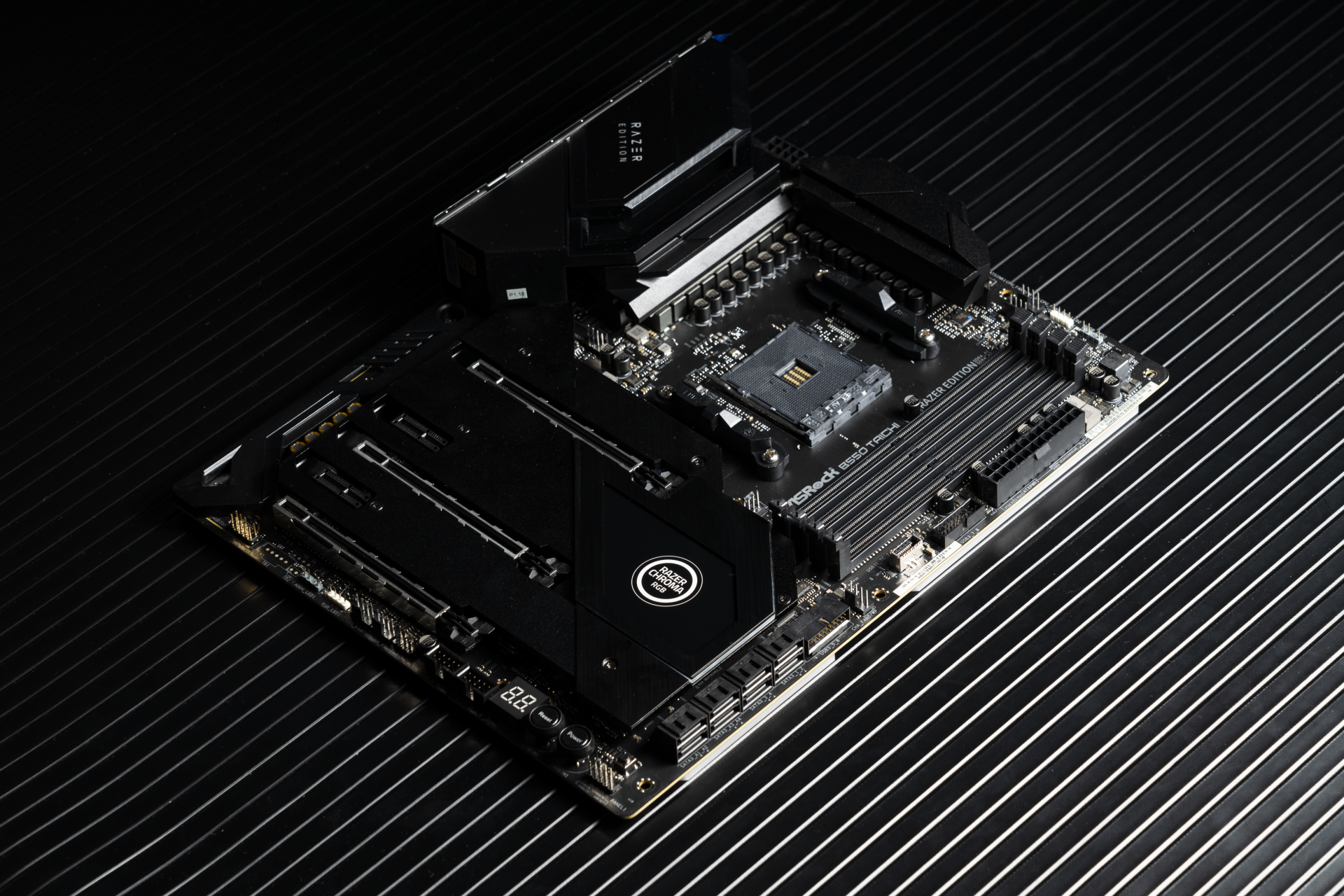 大概是全网最全的 rx6800xt 拆解,华擎 rx6800xt taichi 拆解评测