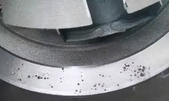 球墨铸铁五大元素对铸件的影响