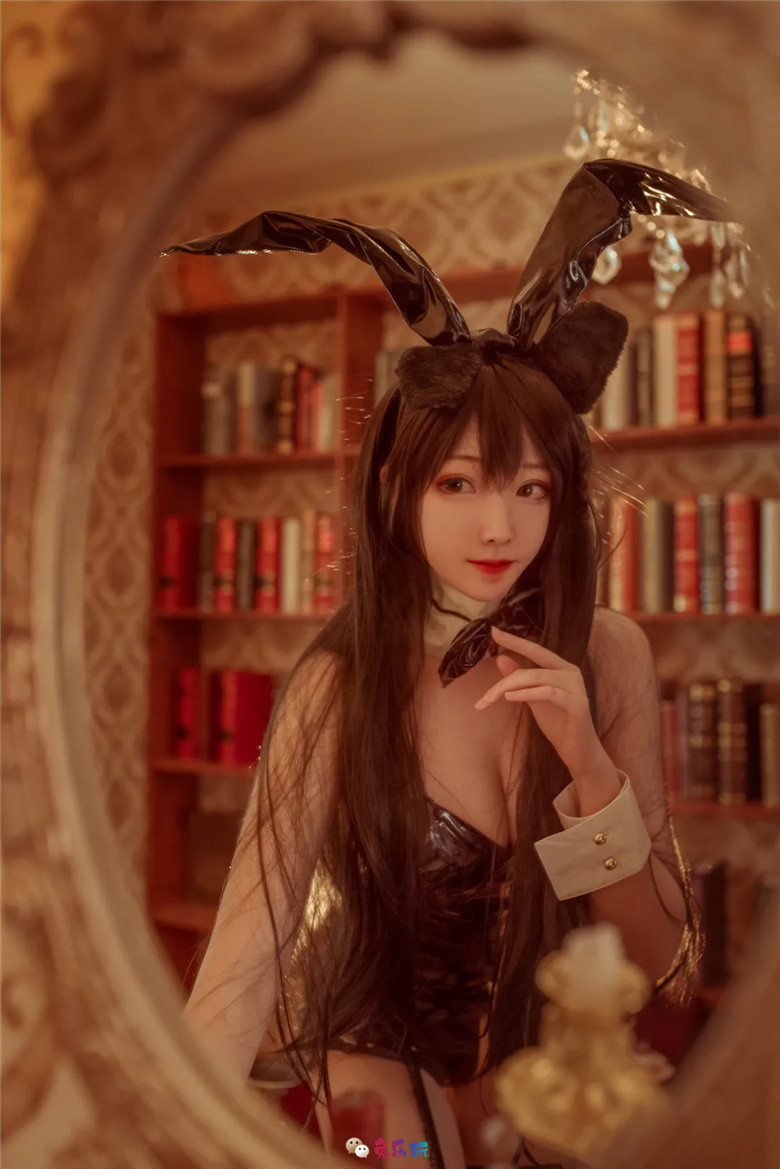 想不到名字的阿八丨爱宕兔女郎