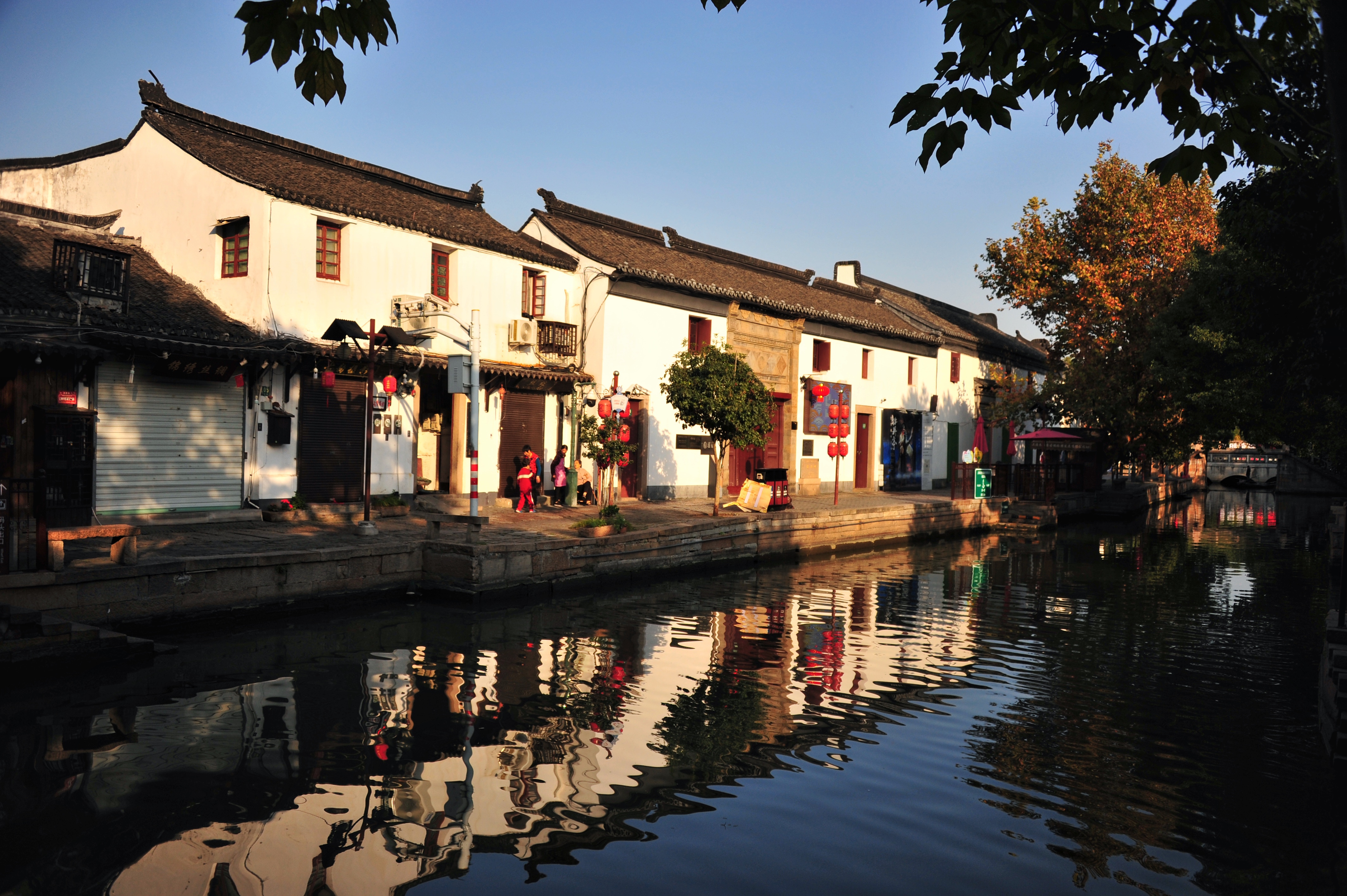 诸多水乡古镇里，这个离上海最近，还藏着一处中国首家安麓