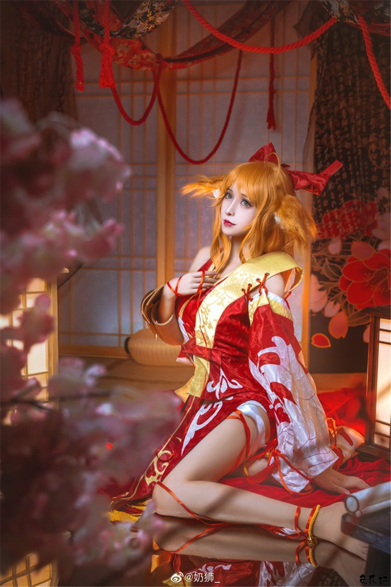 奶狮_丨狐妖小红娘