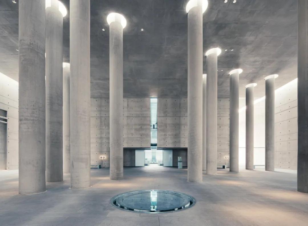 艺术与设计 Shultes Frank丨光与空间的神性