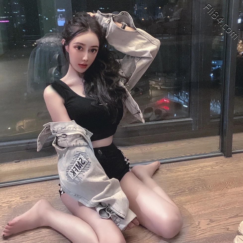 正妹演员“heesch.chi”性感的翘臀妹子写真 - 全文 节操写真馆 热图135 正妹演员“heesch.chi”性感的翘臀妹子写真 - 全文 节操写真馆 热图135