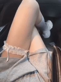 邪恶另类的美女动态图片：这瑜伽需要陪练吗？