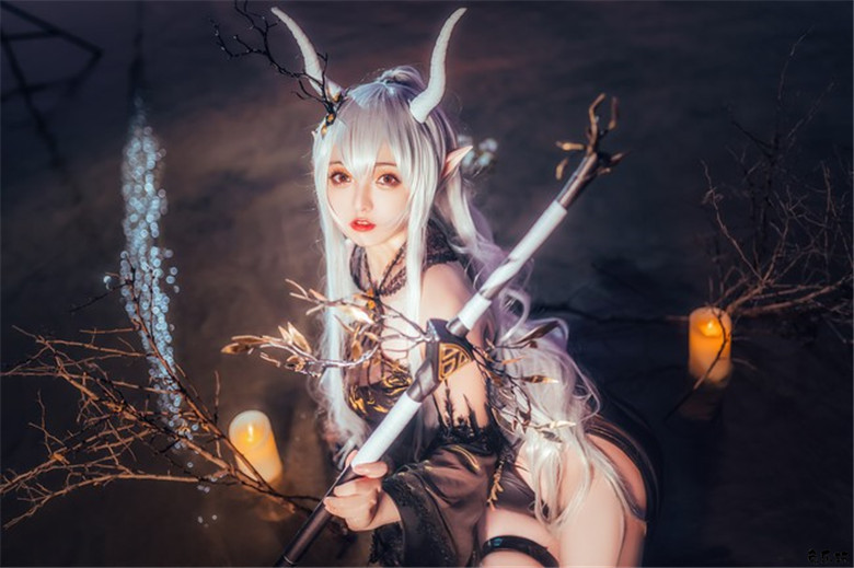 斯文文文文_丨明日方舟·闪灵