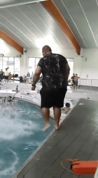 有意思的GIF图片：找个女票不玩，那将毫无意义