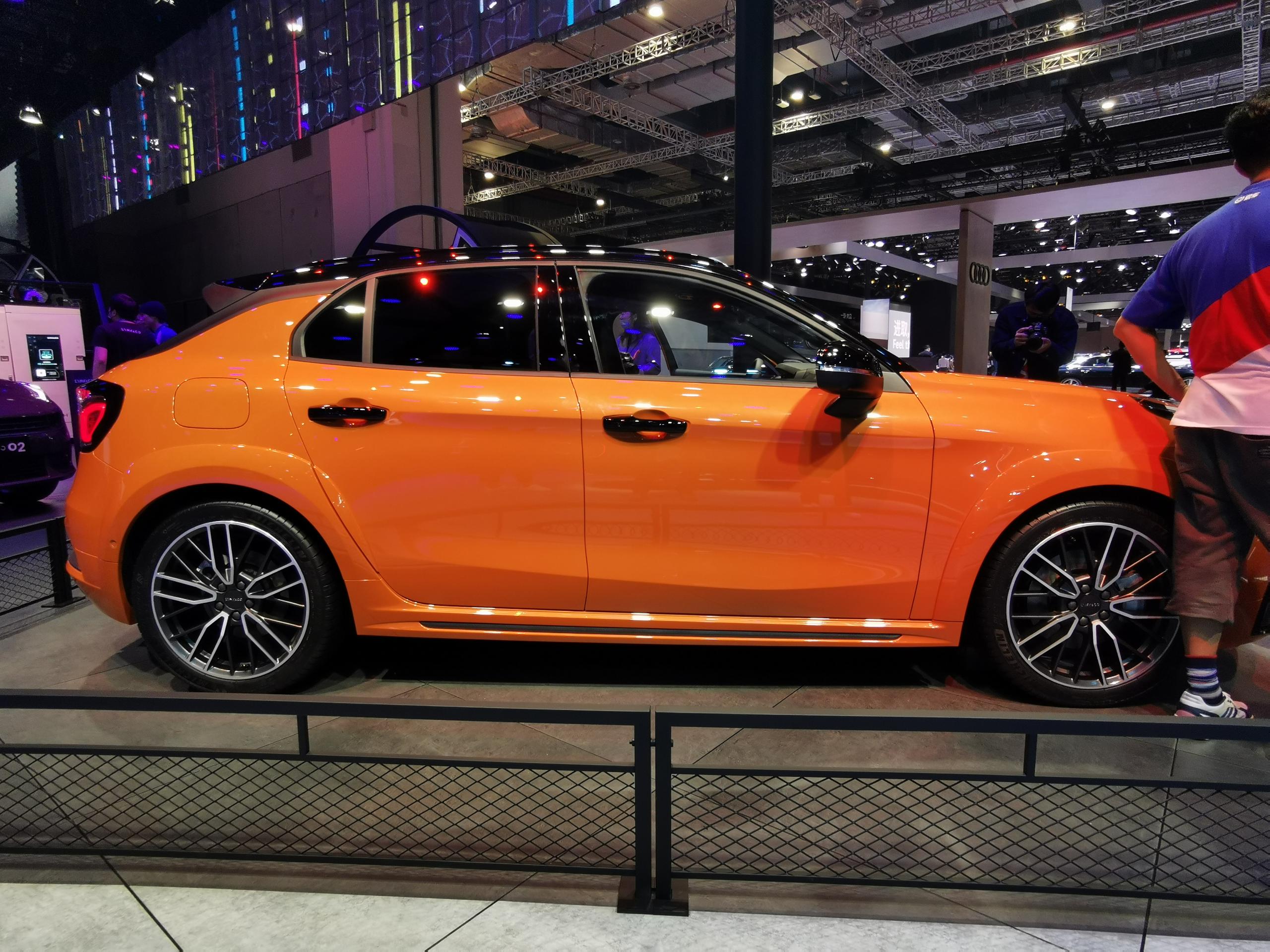 车展实拍领克02 hatchback,百公里加速6.2秒