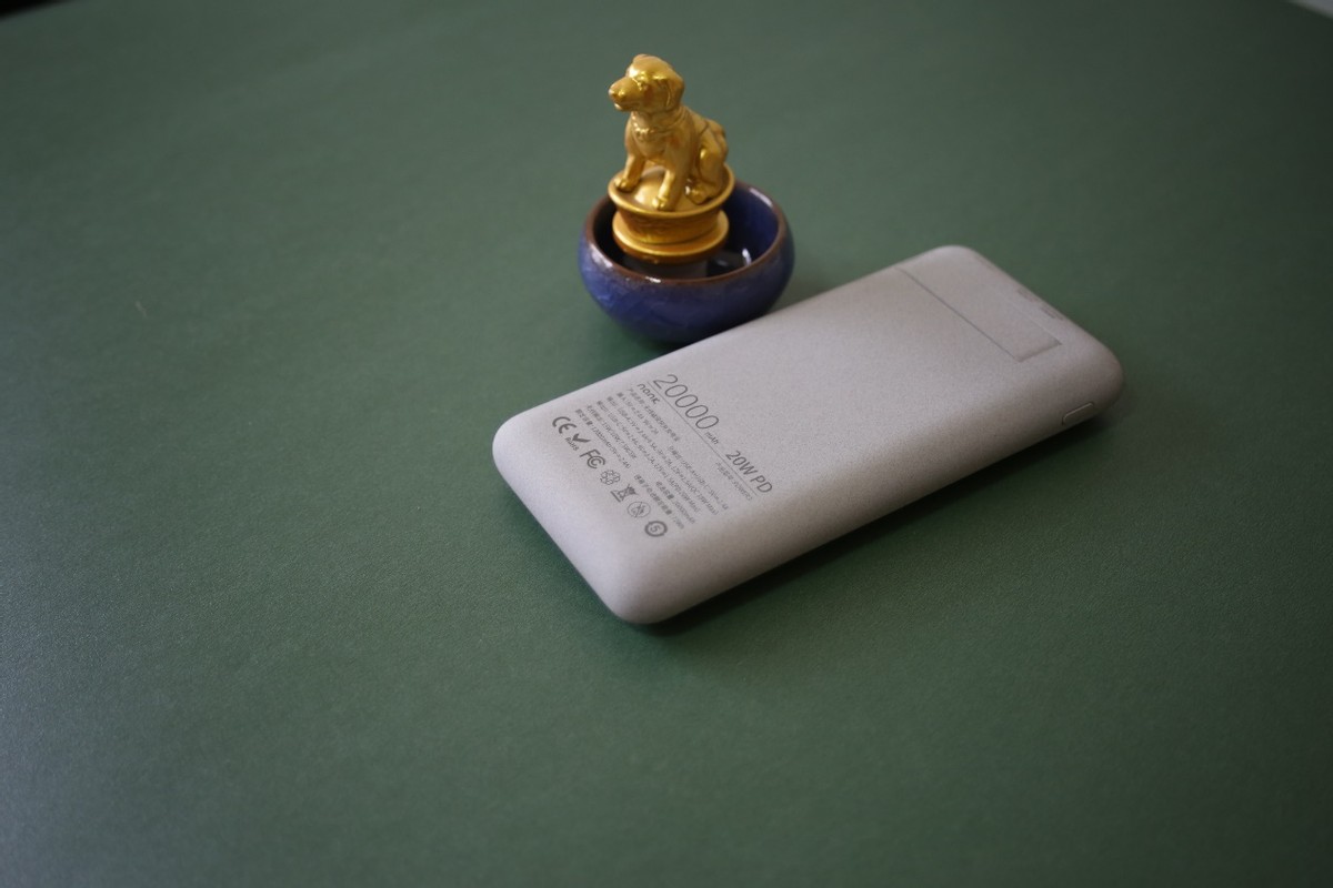 出行必备良品，南卡NANK-POWER3无线快充充电宝，解决没电烦恼