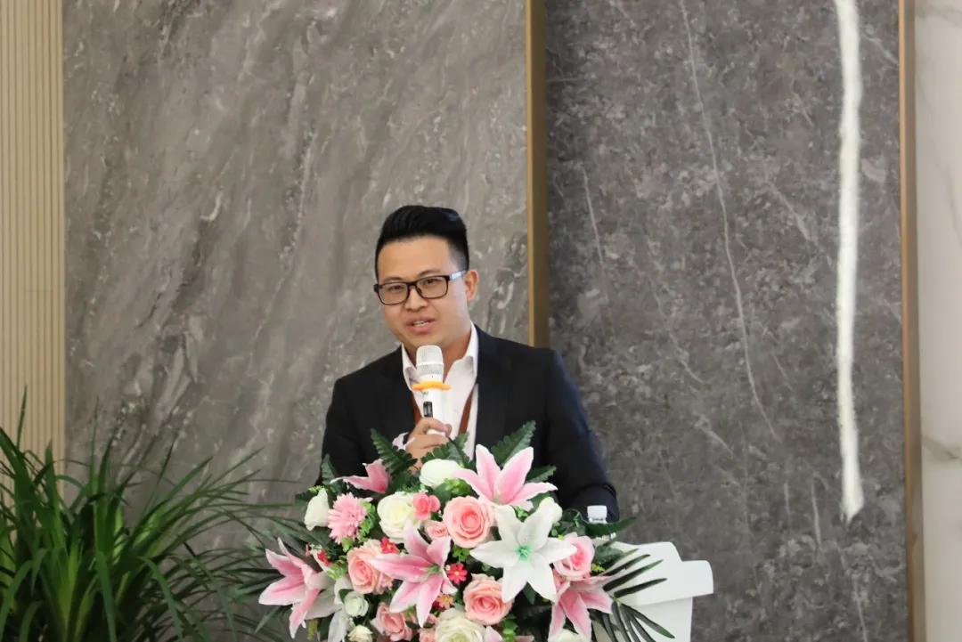 聚勢(shì)·超越，飛躍巔峰 | 德利豐家居11月工作總結(jié)暨表彰大會(huì)盛大開(kāi)啟！(圖5)