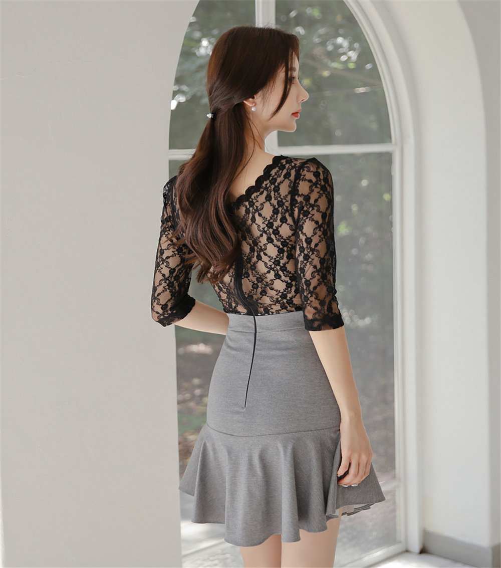 孙允珠丨自然和谐黑白错色深秋半袖裙