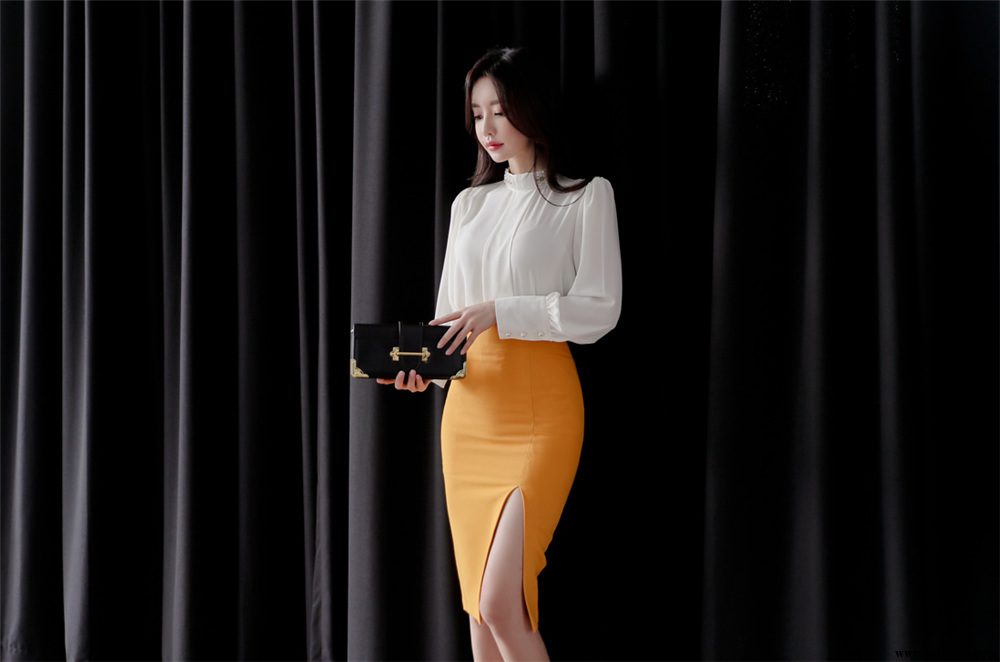 孙允珠丨费加罗白雪北欧宫廷高雅衬衫