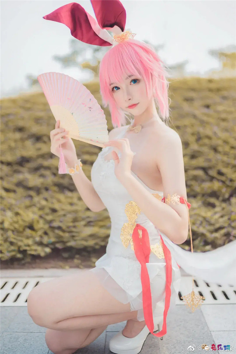 Momoko葵葵丨《崩坏3》八重樱