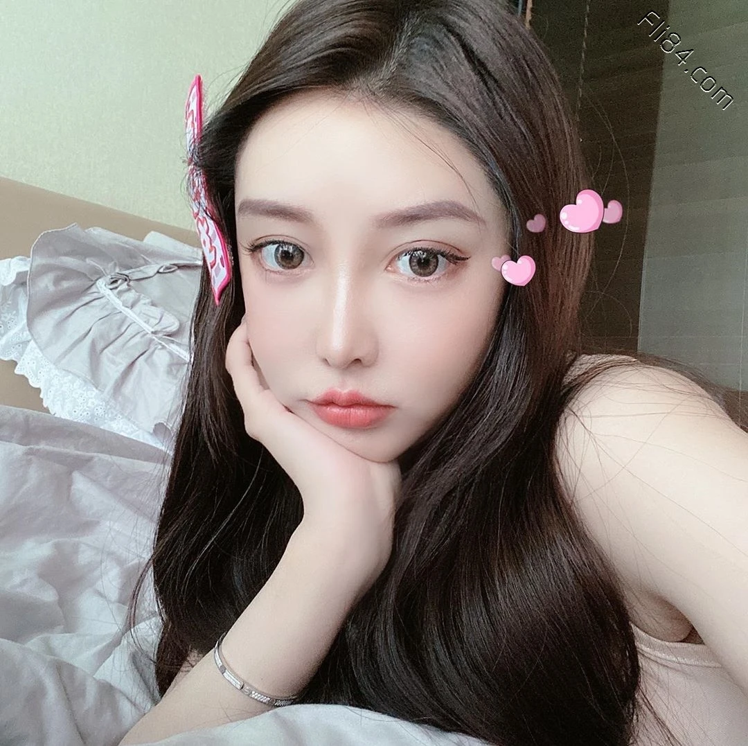 正妹演员“heesch.chi”性感的翘臀妹子写真 - 全文 节操写真馆 热图130 正妹演员“heesch.chi”性感的翘臀妹子写真 - 全文 节操写真馆 热图130