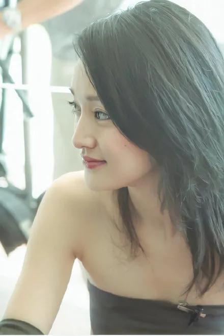 周迅宣布离婚：“我相信爱情，但不信婚姻”！