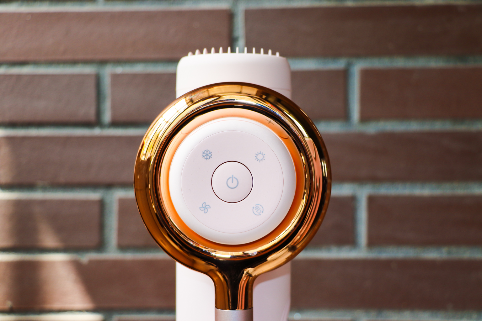 这年头，连吹风机都能“站”起来了！品仕乐立式吹风机体验分享